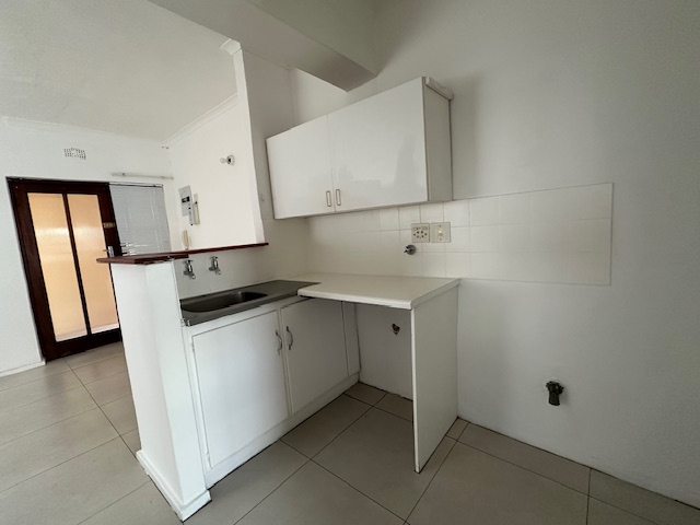 To Let 1 Bedroom Property for Rent in Diep River Western Cape